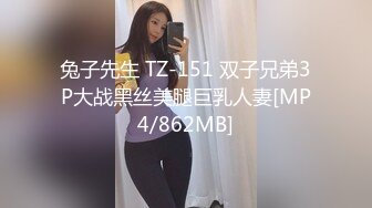 大学校园女厕全景偷拍多位漂亮学妹嘘嘘_各种美鲍轮流呈现9 (1)