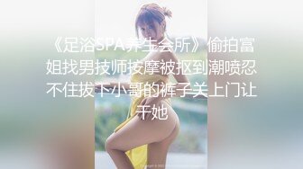 利哥丶探花翘臀极品美女小姐姐，舔屌深喉口活很不错，大屁股上位骑乘自己动，侧入快速抽插猛操