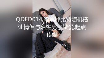 房东的玩物，不穿内衣逛街任务✅反差眼镜娘网红女神『奶咪』剧情系列，劲爆完美身材波涛胸涌 超嫩小穴