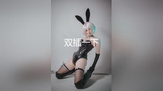 漂亮女友一早上就翘着极品蜜桃美臀等待着大屌的抽插滋润 无套后入抽插猛操 每天清晨来一炮 清爽刺激