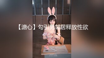 [MP4/ 1.43G]&nbsp;&nbsp;经典3P场双倍价格约168CM美女，两男一女激情爆操，撩起包臀裙前后夹击