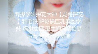 ：如狼似虎，最饑渴年紀，40多歲阿姨先跳段廣場舞，再張開大腿迎接大哥抽插