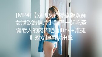 暗藏摄像头偷拍美少妇洗完澡掰开BB在找什么呢，难道毛毛还能长到B里面去？好像在拔毛