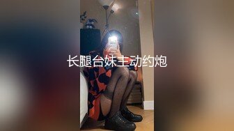 【新片速遞】&nbsp;&nbsp;超短牛仔裙美女在商场❤️光脚穿袜子试鞋高跟鞋配玉足脚上的血管清晰可见丁字裤翘臀弯腰被抄底[275MB/MP4/02:35]