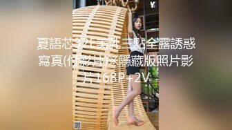 商场女厕全景偷拍12位年轻的小妹 (12)