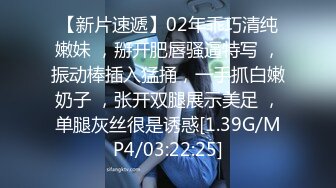 【新片速遞】&nbsp;&nbsp;大神偷拍❤️超短蕾丝偶像服的美女和男友一起逛街整个裙子还没有她的腿长微透白内裤夹出屁股缝[278MB/MP4/02:40]